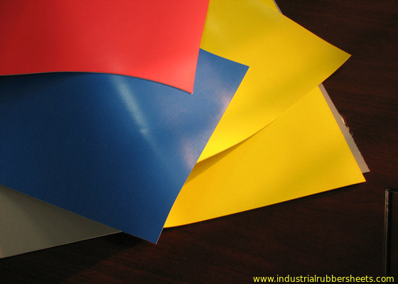 Φύλλο υφάσματος Hypalon, βιομηχανικό λαστιχένιο φύλλο νεοπρενίου κίτρινο, γκρίζος, κόκκινος, μπλε