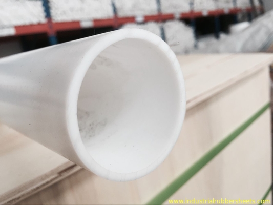 Βιομηχανικός άσπρος φορμαρισμένος PTFE σωλήνας βαθμού/ομαλή επιφάνεια σωλήνων 100% Virgin PTFE
